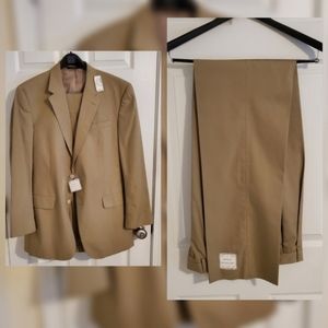 NWT Jos A. Bank suit